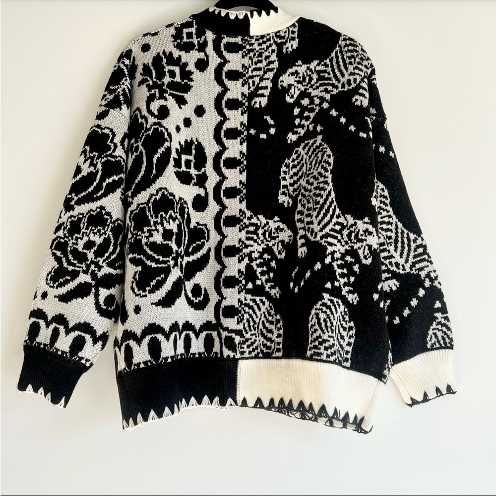 FARM Rio Black & White Mixed Striped Tigers Buttoned Knit Cardigan in Small NWT - Picture 5 of 13